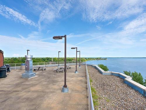 Vue sur l'eau - 313-18 Ch. Du Bord-Du-Lac-Lakeshore, Pointe-Claire, QC - Outdoor With Body Of Water With View