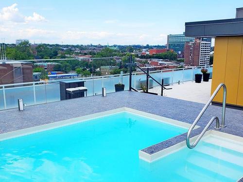 Piscine - 501-1575 Rue Gareau, Montréal (Ville-Marie), QC - Outdoor With In Ground Pool