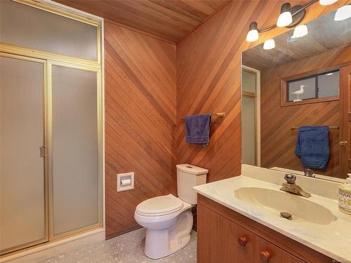 11316 Ravenscroft Pl, North Saanich, BC - Indoor Photo Showing Bathroom