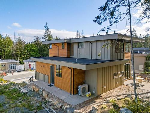 660 Medalist Ave, Colwood, BC - Outdoor With Deck Patio Veranda With Exterior
