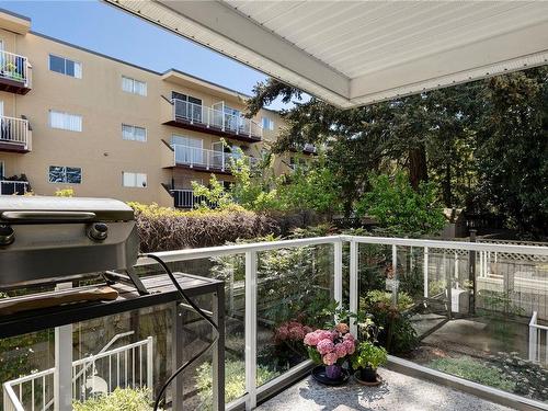 207-2647 Graham St, Victoria, BC - Outdoor With Exterior