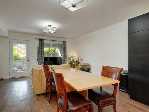 2487 Cadboro Heights Lane, Saanich, BC - Indoor Photo Showing Dining Room