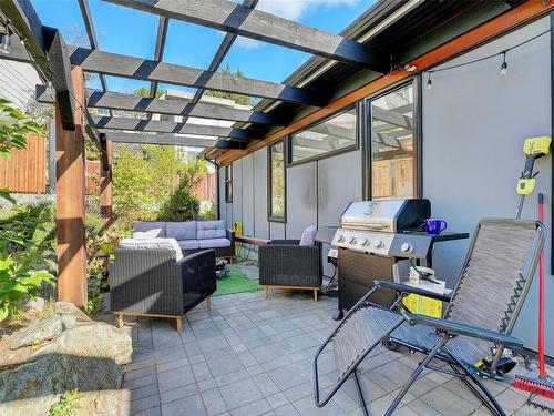 2487 Cadboro Heights Lane, Saanich, BC - Outdoor With Deck Patio Veranda With Exterior