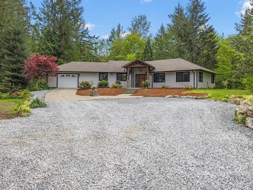 1218 Deloume Rd, Mill Bay, BC - Outdoor With Facade