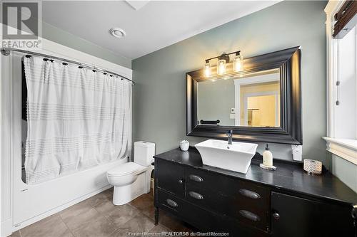 8 Normandie Crt, Rexton, NB - Indoor Photo Showing Bathroom