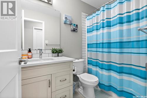 8116 Barley Crescent, Regina, SK - Indoor Photo Showing Bathroom
