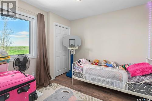 447 Henick Crescent, Saskatoon, SK - Indoor Photo Showing Bedroom