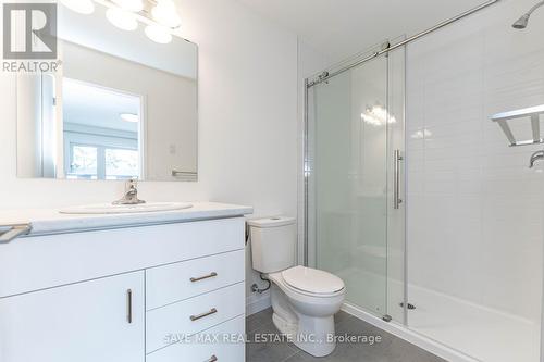 14 Lily Lane, Guelph, ON - Indoor Photo Showing Bathroom