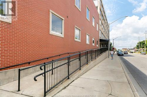 2109 Ottawa Street Unit# B03, Windsor, ON - Outdoor With Exterior