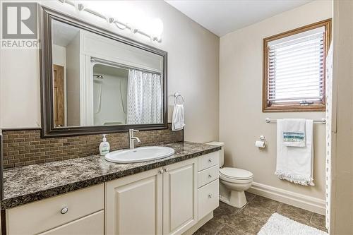 1616 Madison, Sudbury, ON - Indoor Photo Showing Bathroom