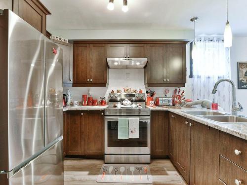 Dwelling - 108Z  - 108Az Rue Béram, L'Épiphanie, QC - Indoor Photo Showing Kitchen With Double Sink With Upgraded Kitchen