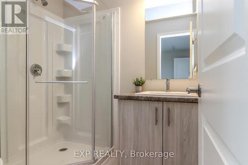 113 Sebastian Street, Blue Mountains, ON - Indoor Photo Showing Bathroom