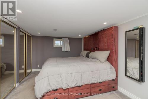 117 Mountainview Road S, Halton Hills, ON - Indoor Photo Showing Bedroom