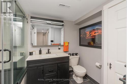 117 Mountainview Road S, Halton Hills, ON - Indoor Photo Showing Bathroom