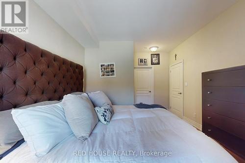 103 - 9901 Keele Street, Vaughan, ON - Indoor Photo Showing Bedroom