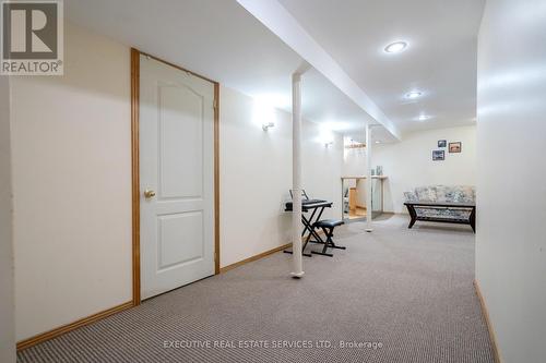 7192 Frontier Ridge, Mississauga, ON - Indoor Photo Showing Other Room