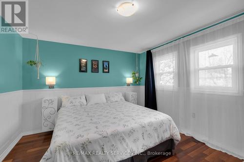 60 Curtis Drive, Brampton, ON - Indoor Photo Showing Bedroom
