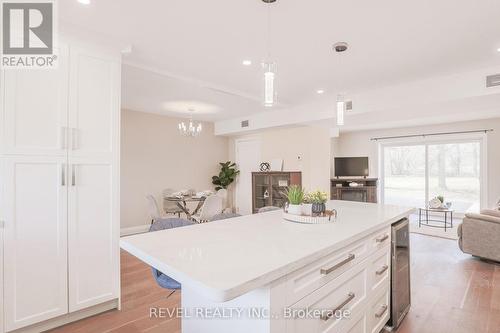 75 Adelaide Street S, Kawartha Lakes, ON - Indoor Photo Showing Kitchen With Upgraded Kitchen