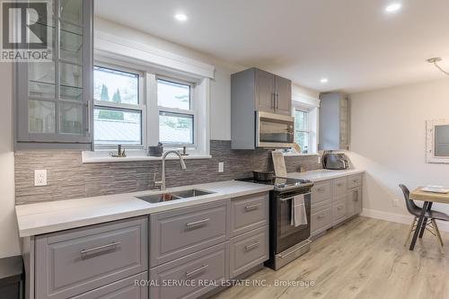 168 Victoria Street N, Port Hope, ON - Indoor Photo Showing Kitchen With Double Sink With Upgraded Kitchen