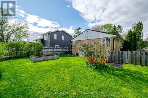 168 Victoria Street N, Port Hope, ON - Outdoor With Backyard