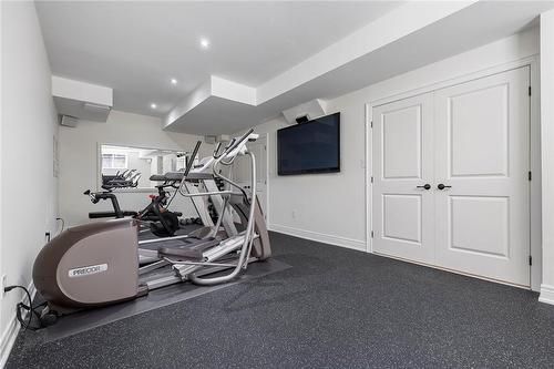 976 Shadeland Avenue|Unit #10, Burlington, ON - Indoor Photo Showing Gym Room