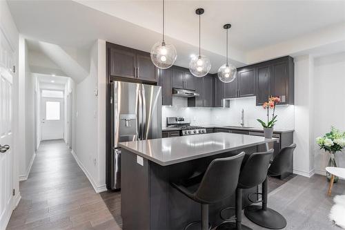 383 Dundas Street E|Unit #59, Waterdown, ON - Indoor Photo Showing Kitchen With Stainless Steel Kitchen With Upgraded Kitchen