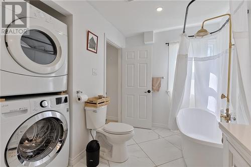 522 Mill Street, Calabogie, ON - Indoor Photo Showing Laundry Room