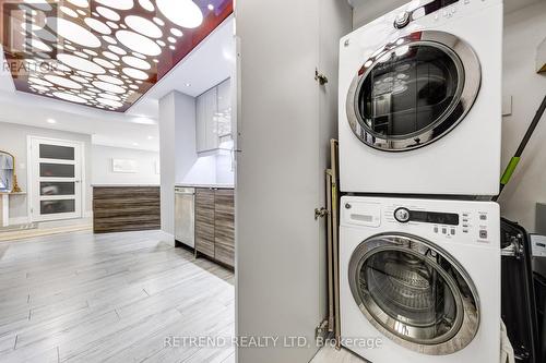 1207 - 33 Elmhurst Avenue, Toronto, ON - Indoor Photo Showing Laundry Room