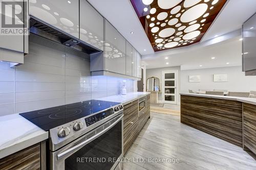 1207 - 33 Elmhurst Avenue, Toronto, ON - Indoor Photo Showing Kitchen With Upgraded Kitchen