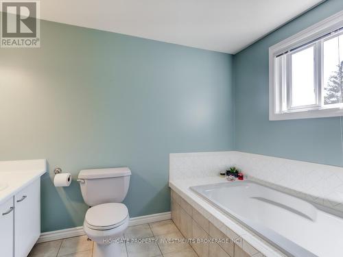 37 Morning Glory Crescent, Whitby, ON - Indoor Photo Showing Bathroom