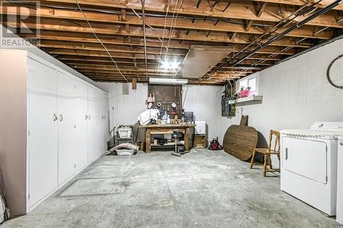 295 John Street, Sudbury, ON - Indoor Photo Showing Laundry Room