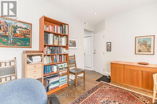 117 Chaplin Crescent, Toronto, ON - Indoor