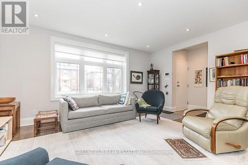 117 Chaplin Crescent, Toronto (Yonge-Eglinton), ON - Indoor Photo Showing Living Room