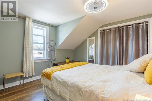 1635 Riverside Drive, Bathurst, NB - Indoor Photo Showing Bedroom