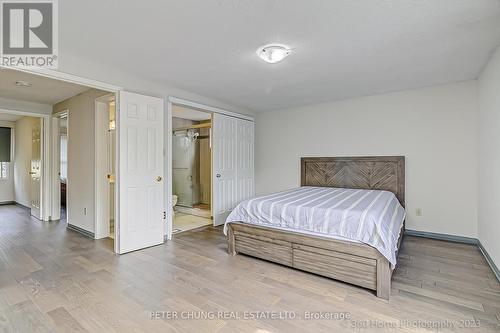 39 Eagleview Crescent, Toronto, ON - Indoor Photo Showing Bedroom