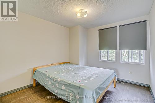 39 Eagleview Crescent, Toronto, ON - Indoor Photo Showing Bedroom