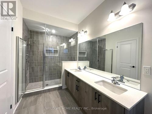 78 De La Roche Drive, Vaughan, ON - Indoor Photo Showing Bathroom