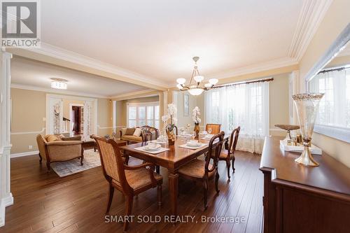 6 Bernadotte Drive, Markham, ON - Indoor Photo Showing Kitchen