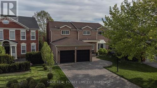 78 Gatcombe Circle, Richmond Hill, ON - Outdoor With Facade