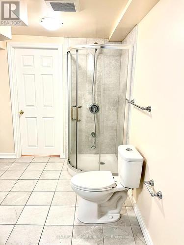 Basemnt - 3744 Althorpe Circle, Mississauga, ON - Indoor Photo Showing Bathroom