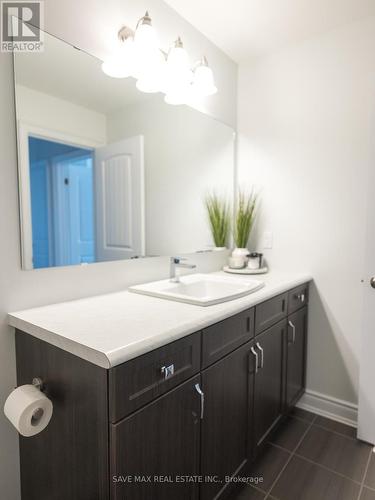 57 - 124 Parkinson Crescent, Orangeville, ON - Indoor Photo Showing Bathroom