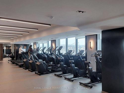 419-11782 Ninth Line, Whitchurch-Stouffville, ON - Indoor Photo Showing Gym Room