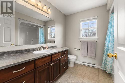 70 Timberway Lane, Moncton, NB - Indoor Photo Showing Bathroom