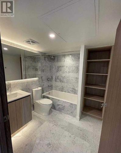 2115 - 19 Bathurst Street, Toronto, ON - Indoor Photo Showing Bathroom