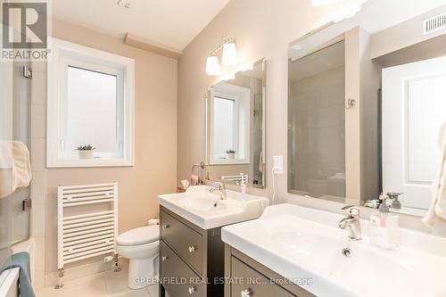 117 Chaplin Crescent, Toronto, ON - Indoor Photo Showing Bathroom