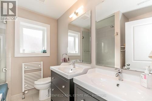 117 Chaplin Crescent, Toronto, ON - Indoor Photo Showing Bathroom