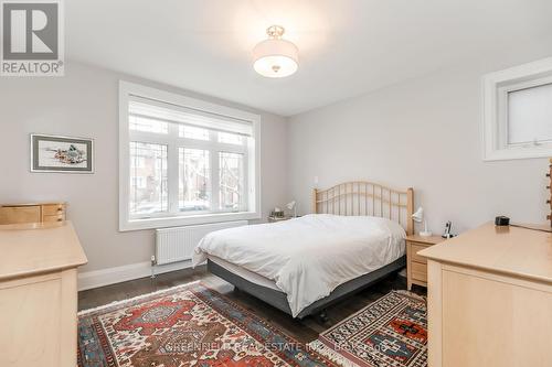 117 Chaplin Crescent, Toronto, ON - Indoor Photo Showing Bedroom