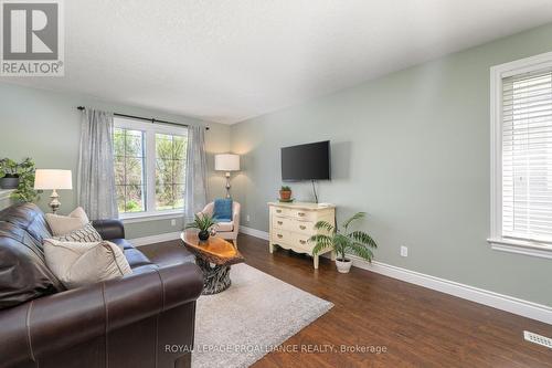 151 Lester Road, Quinte West, ON - Indoor Photo Showing Living Room