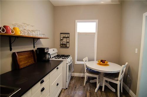 Unit 1 - Eat-in Kitchen - 80 East 35Th Street, Hamilton, ON - Indoor Photo Showing Other Room