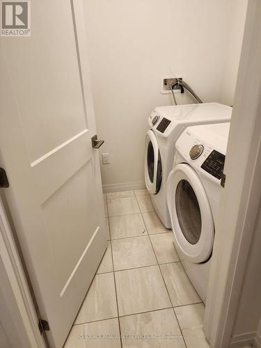 96 - 30 Times Square Boulevard, Hamilton, ON - Indoor Photo Showing Laundry Room